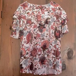 Women’s Loft Top with Floral Printing!
